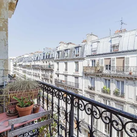 Bright 35 M For 2 With Balcony In 아파트